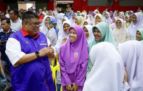 DATUK SERI AB RAUF YUSOH