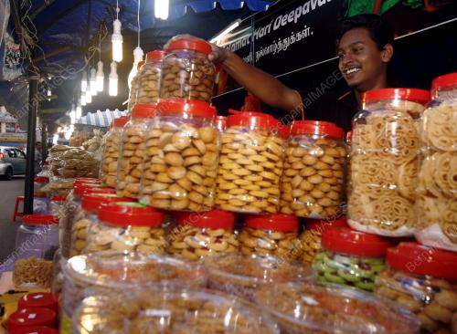 PERSIAPAN_DEEPAVALI