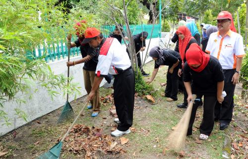MK02_14092012_JEJAK_PERWIRA