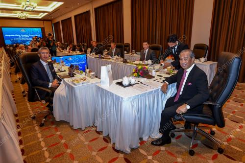 TAN SRI MUHYIDDIN YASSIN