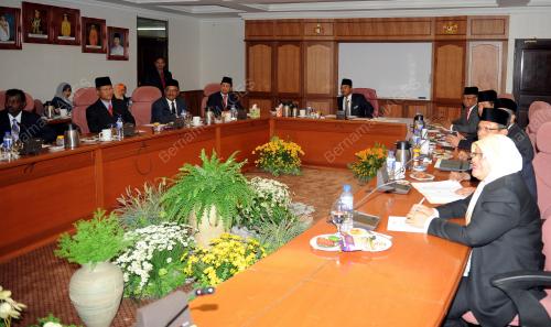 MK02_15052013_KM_EXCO