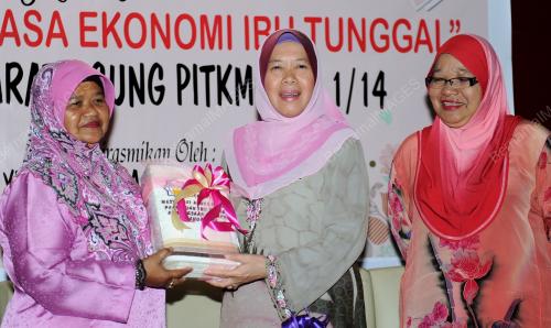 MK02_15052014_MLK_IBU_TUNGGAL