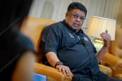 DATUK SERI AB RAUF YUSOH