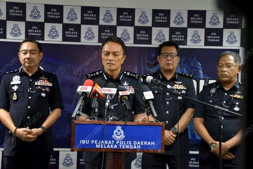 DATUK DZULKHAIRI MUKHTAR