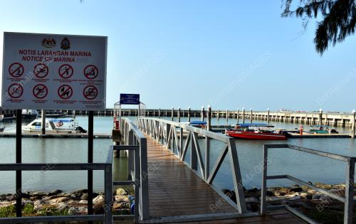 JETI PELABUHAN MARINA MELAKA