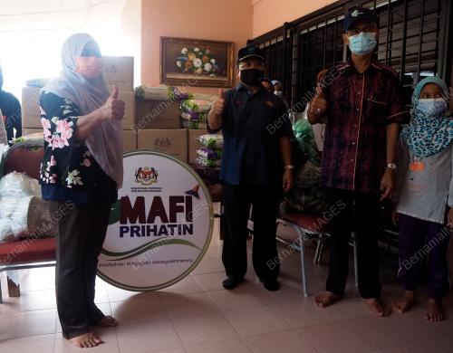 DATUK SERI AHMAD HAMZAH
