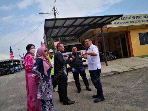 DATUK LIM BAN HONG