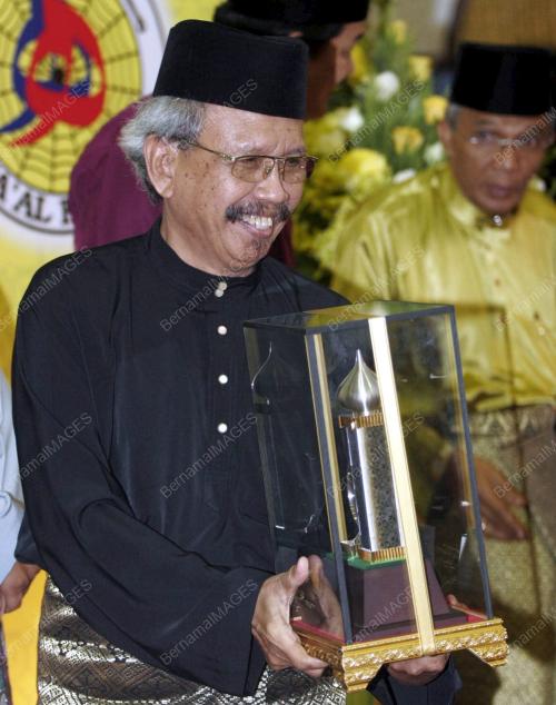 MOHD YUSOF HASHIM