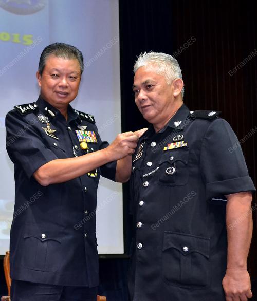 MK02_18122015_POLIS_PANGKAT