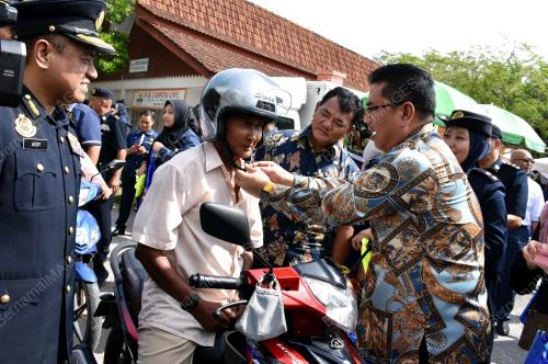 DATUK SERI SULAIMAN MD ALI