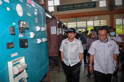 DATUK DR ABD LATIFF AHMAD