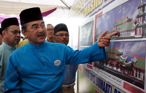 MK02_20072012_PECAH_TANAH