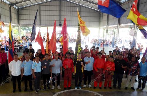 DATUK FAIRUL NIZAM ROSLAN