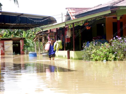 MK02_20112012_MANGSA_BANJIR