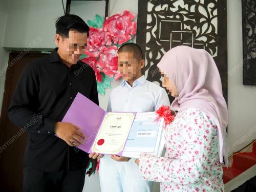 SEKOLAH HENRY GURNEY TELOK MAS