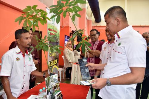 DATUK ABDUL RAZAK ABDUL RAHMAN
