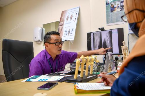 DR FABIAN CHONG TIEN FOOK