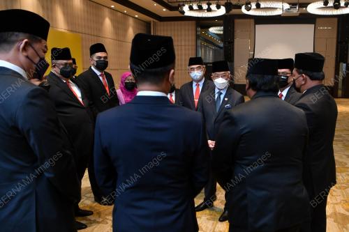 AL-SULTAN ABDULLAH RI'AYATUDDIN AL-MUSTAFA BILLAH SHAH