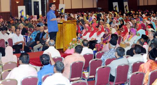DATUK SERI MOHD SHAFIE APDAL