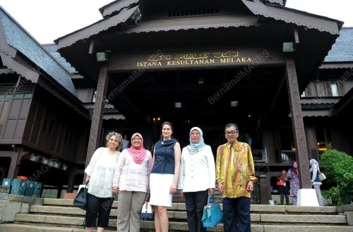 MK02_24042014_MELAKA_ALBANIA
