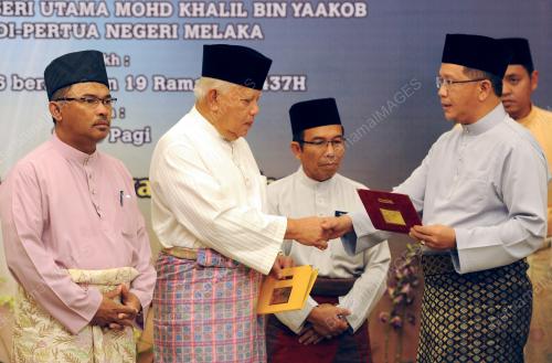 MK02_24062016_MELAKA_ZAKAT