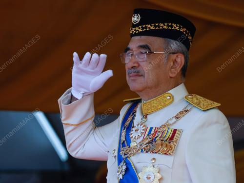 TUN MOHD ALI RUSTAM