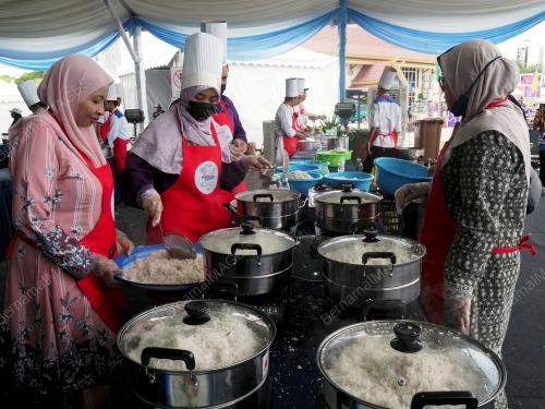 KUIH ONDE ONDE