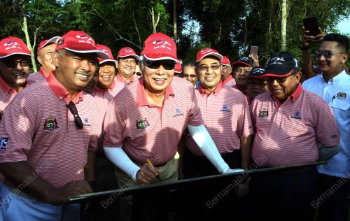 MK02_25112017_PM_GOLF
