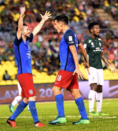 MK02_26062018_BOLA_BN201806251403
