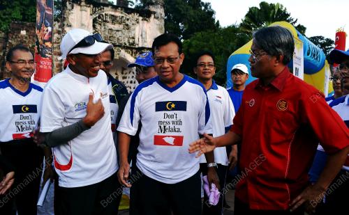MK02_26112016_KELULUT_WALK_2016