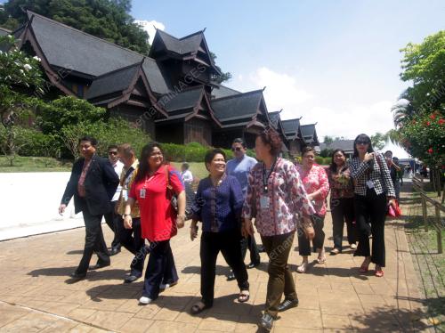 MK02_27032015_ASEAN_SOSIO