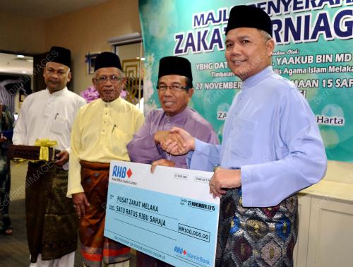 MK02_27112015_PZM_ZAKAT