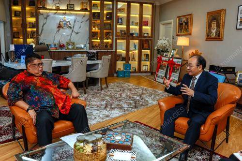 DATUK SERI AB RAUF YUSOH