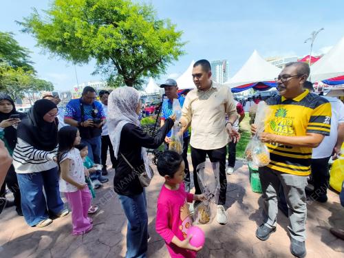 MK02_2806026_AKMAL_NANAS_28062026