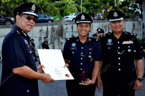 MK02_29012019_PERHIMPUNAN_BN201901289410