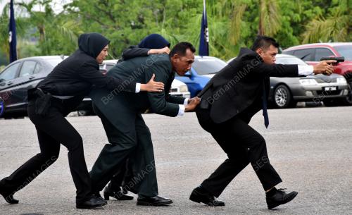 POLIS MELAKA