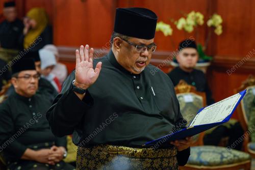 DATUK SERI AB RAUF YUSOH