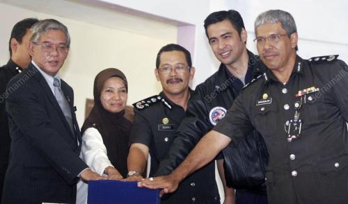 DR SHEIKH MUSZAPHAR SHUKOR