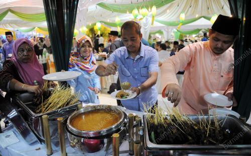 MK03_01072017_RAYA