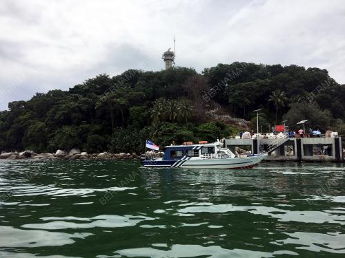 PULAU UNDAN