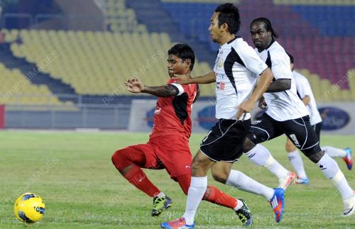 MK03_03032012_BOLA_KL