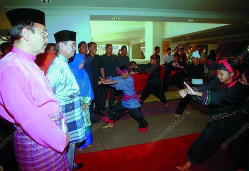 MK03_04022016_TPM_SILAT