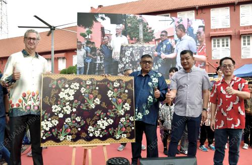 DATUK SERI AB RAUF YUSOH