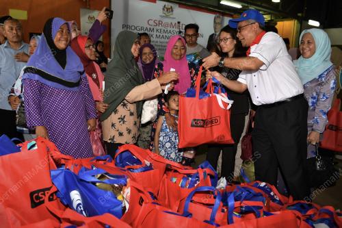 MK03_04122018_SUMBANGAN_BN201812035316