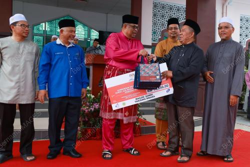 DATUK SERI AB RAUF YUSOH