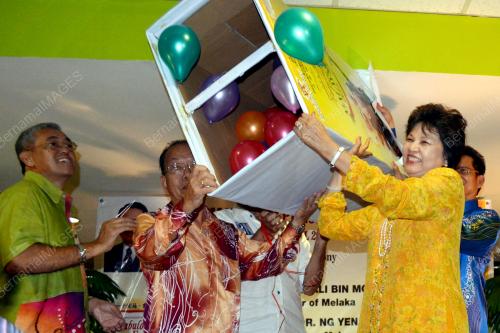 MK03_05122012_FOOD_RASMI