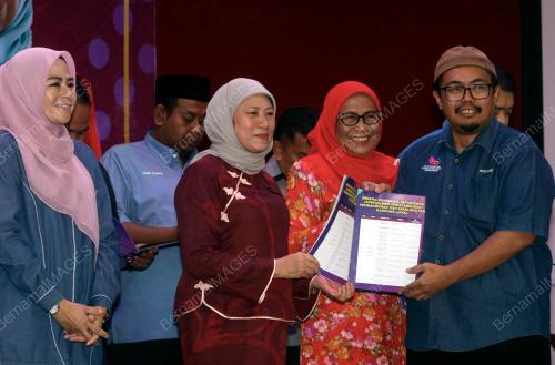 DATUK SERI NANCY SHUKRI
