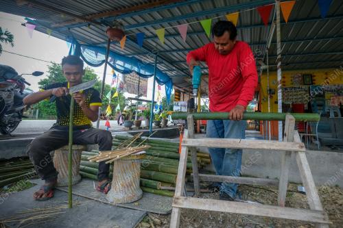 PELITA BULUH MAK NGAH
