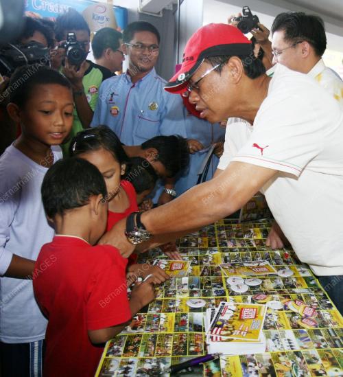 DATUK SERI AHMAD SHABERY CHEEK