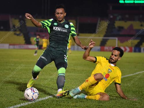 BOLA SEPAK LIGA SUPER